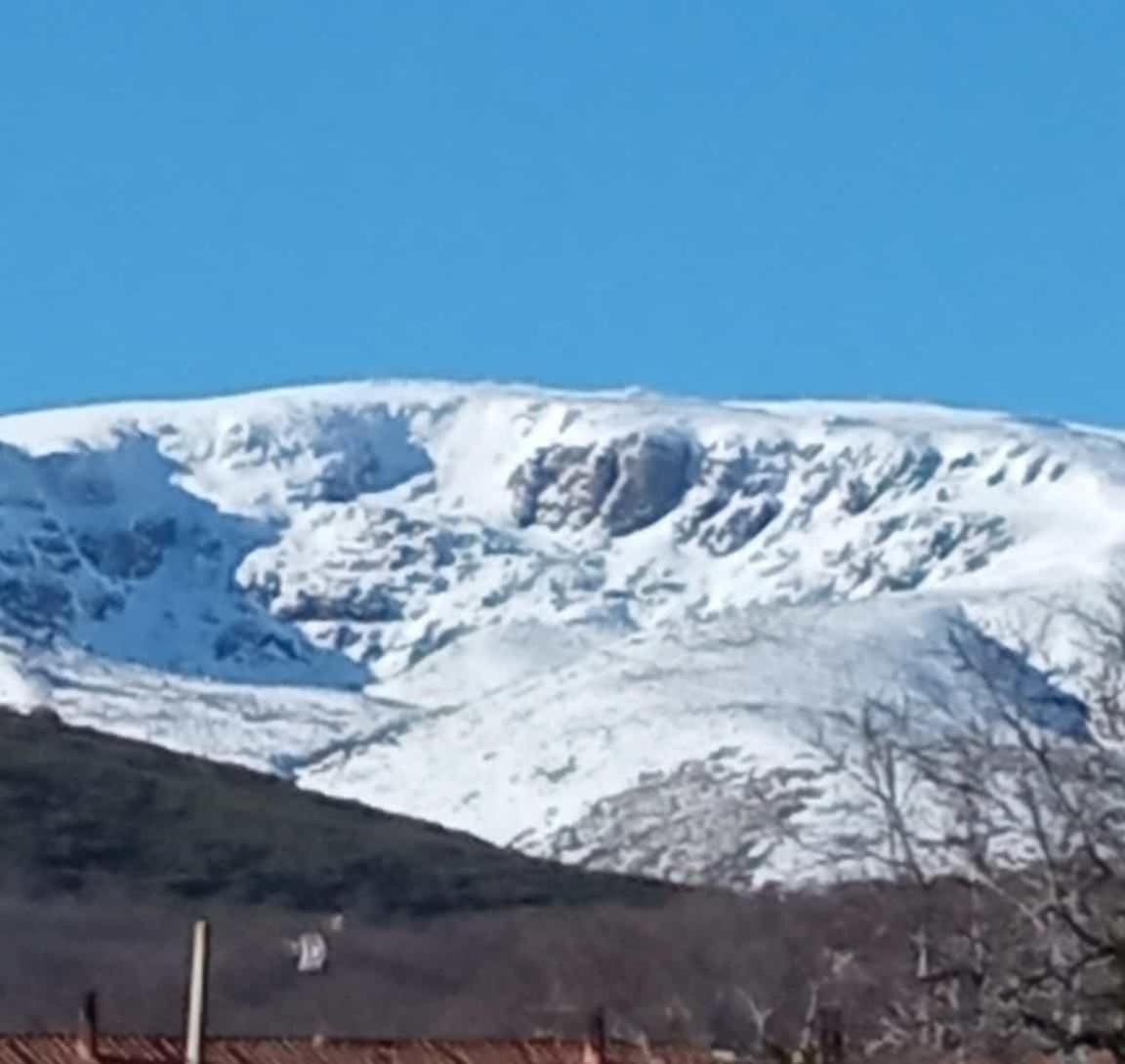 Affittacamere La Bimborra Becedas Esterno foto
